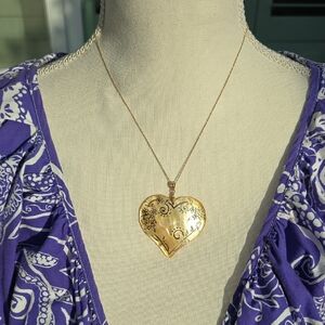 Elegant 14Kt  Gold Abalone Heart Necklace with Gold Swirls